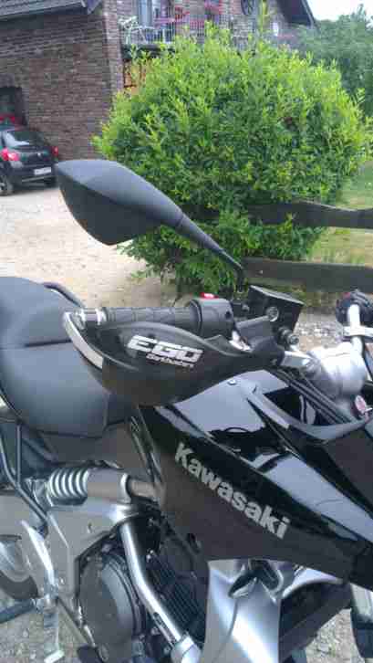 Kawasaki Versys 650, Bj.05/2008, 18435km, schwarz
