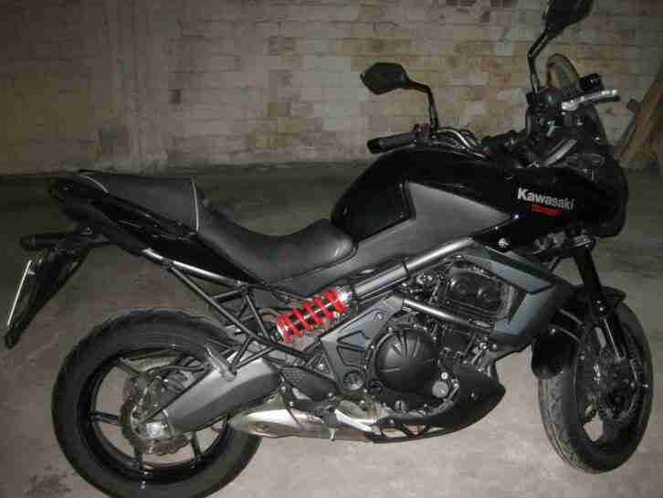 Kawasaki Versys 650 wie neu ,nur 2000 km gelaufen, Baujahr 2014, Inspektiion neu