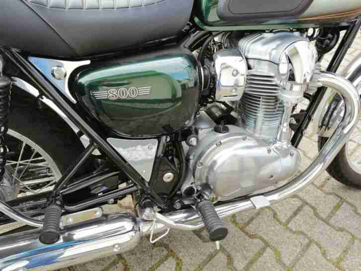 Kawasaki W 800 incl. Scheibe, Kofferhalter, direkt reisefertig,TOP, WENIG KM !!!
