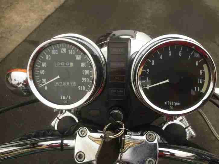 Kawasaki Z 1000 MK 2 im Z 1000 Look