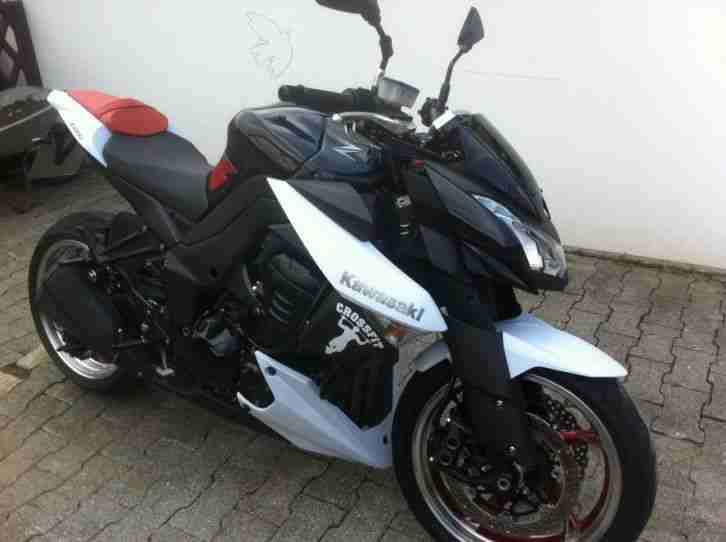 Kawasaki Z 1000 Special Edition wenig Kilometer wie neu