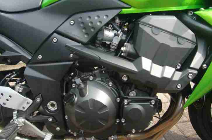 Kawasaki Z 750 ABS EZ Mai 2012 Motorrad
