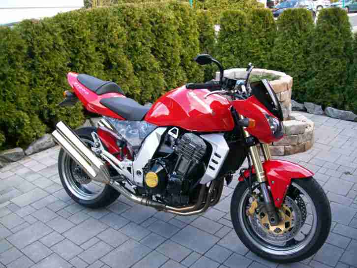 Kawasaki Z1000