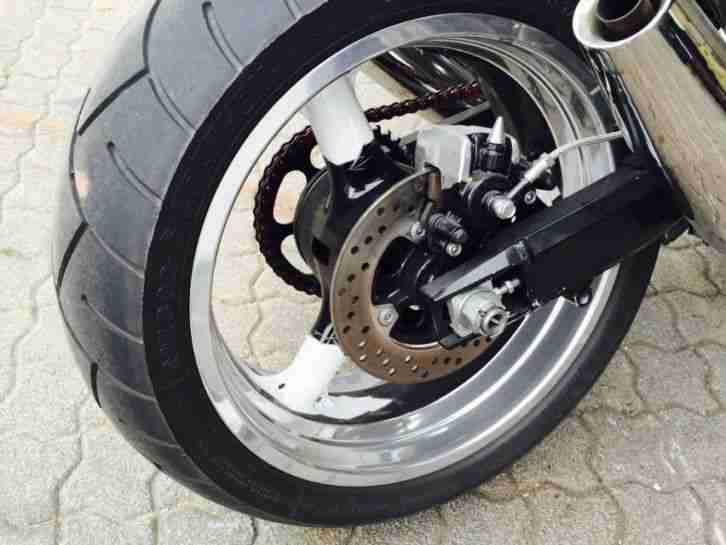 Kawasaki Z1000 Bj 2003 Umbau auf 210er Hinterrad Streetfighter