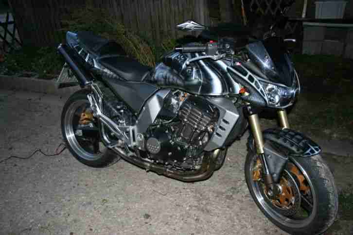 Kawasaki Z1000, Einzelstück, Airprush, wenig kilometer