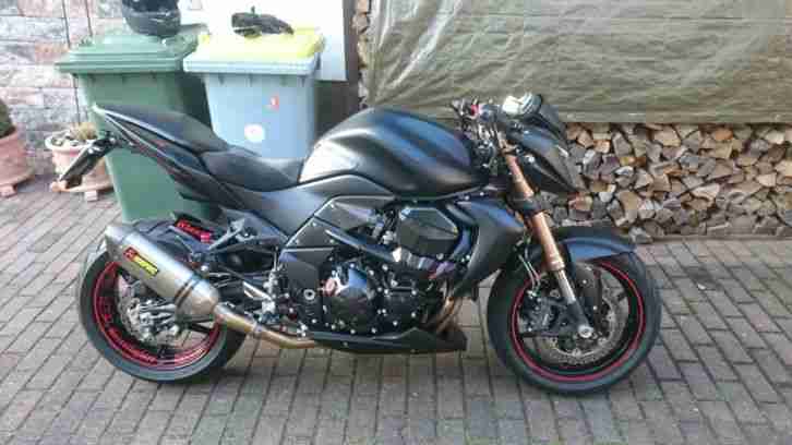 Kawasaki Z750R Black Edition, Rizoma, Akrapovic... VB
