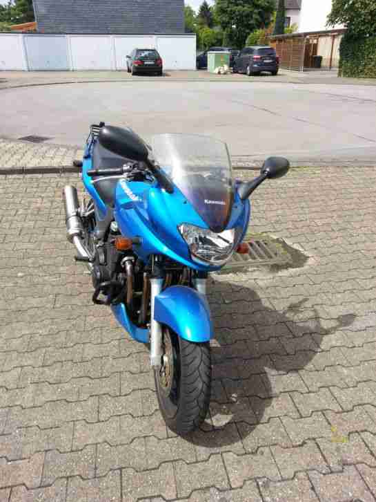 Kawasaki ZR 7 Bauj 2001 Gepflegt ca.20000km