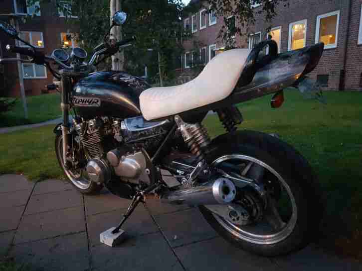 Kawasaki ZR 750 Zephyr Tüv/Au neu 7/2021 Airbrush für 800€ Giuliari Sitzbank