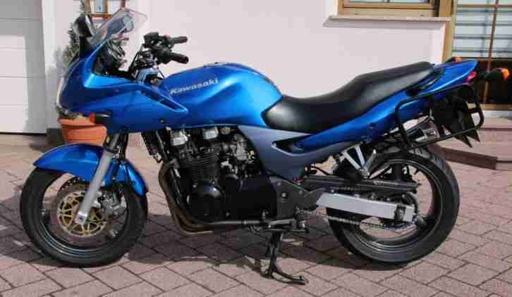 Kawasaki ZR-7S, Blau, BJ: 2002, 32470km