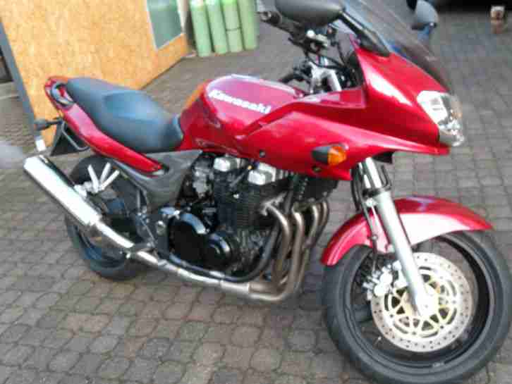 Kawasaki ZR7 S Orig 12940km TOP und Original Zustand ! Gerade eingefahren!