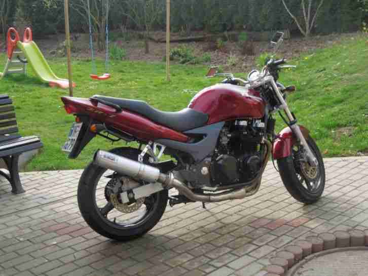 Kawasaki ZR750F weinrot