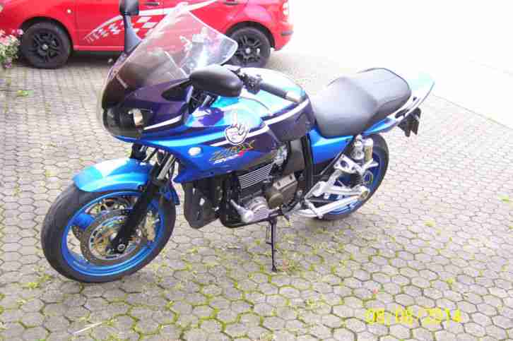 Kawasaki ZRX 1200 S, 122Ps, blaumetalic