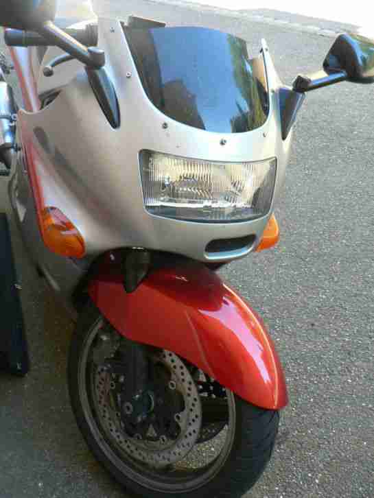 Kawasaki ZX-10 1100ccm 150PS TÜV/ASU 3/2018