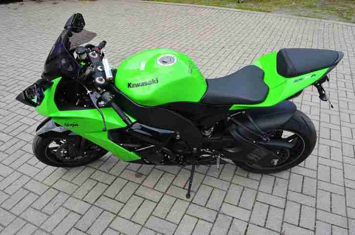 Kawasaki ZX-10 R Ninja Motorrad Top Zustand mit Akrapovic