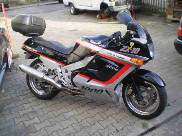 Kawasaki ZX 10 aus Baujahr 1988 mit Extras