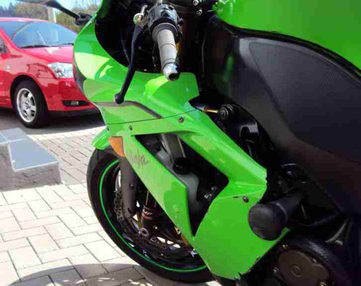 Kawasaki ZX 10R Ninja, 174PS, 295 km/h Vmax