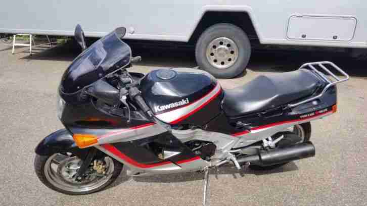 Kawasaki ZX10, EZ8.3.89
