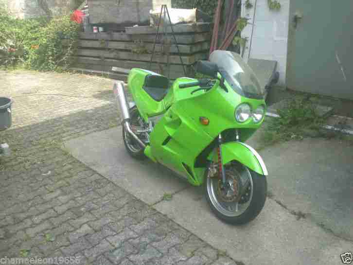 Kawasaki ZX10, schöner Umbau 145PS