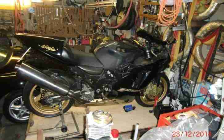 Kawasaki ZX12R 