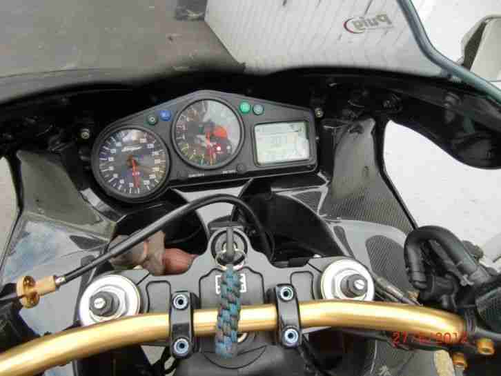 Kawasaki ZX12R , LIEBHABERFAHRZEUG , sehr schnelle ZX 12 R.