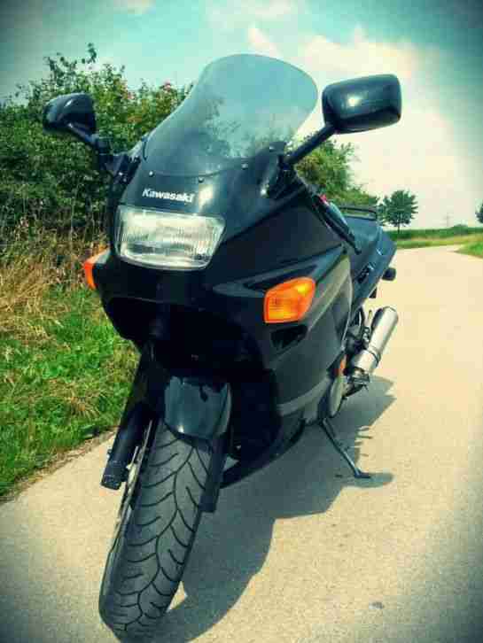 Kawasaki ZX600D NINJA Schwarz Top Zustand