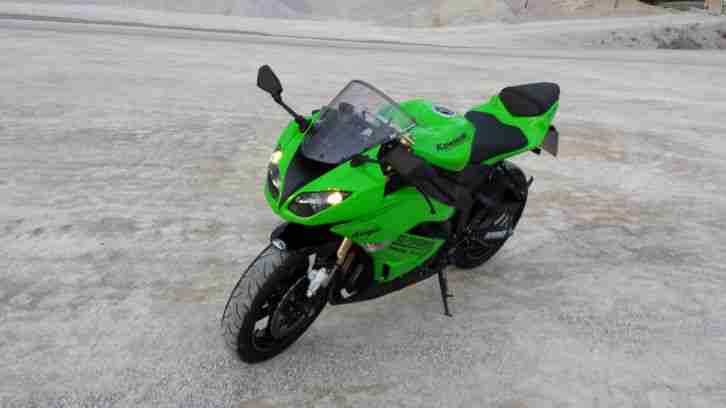 Kawasaki ZX6R, 1800KM, Neuwertiger Zustand, Bodis Auspuff