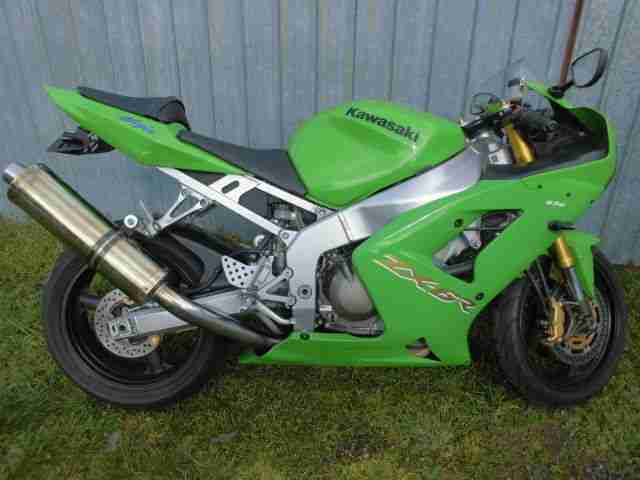 Kawasaki ZX6R 636 2004