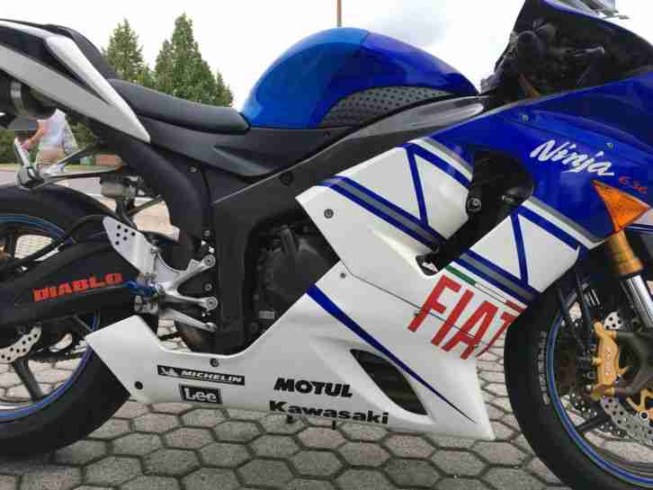 Kawasaki ZX6R 636c