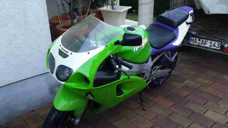 Kawasaki ZX7R