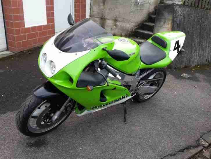 Kawasaki ZX7R ZX7RR