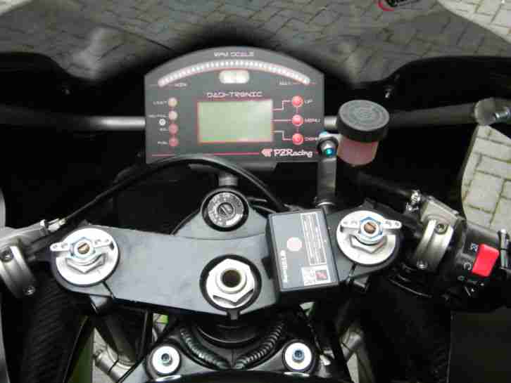 Kawasaki ZX9-R,Rennstrecke,Bj.03,Top Zustand,Akrapovic,Racing !!