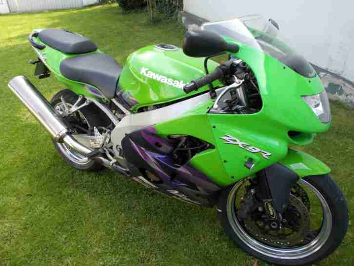 Kawasaki ZX9R TÜV NEU Dynojet Wilbersfedern Polierte Felgenbetten