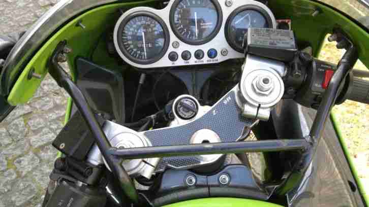 Kawasaki ZX9R (ZX900B)