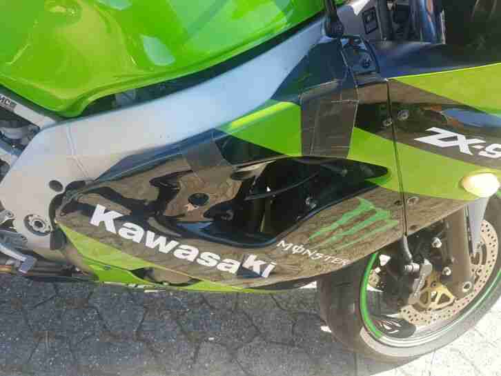 Kawasaki ZX9R