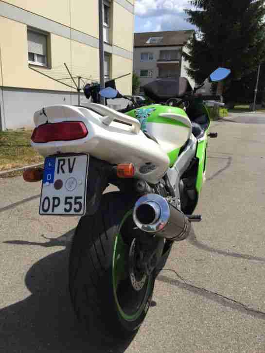 Kawasaki ZX9r