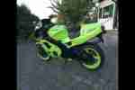 ZXR 400 ZX4R Tüv Neu Wenig KM Top