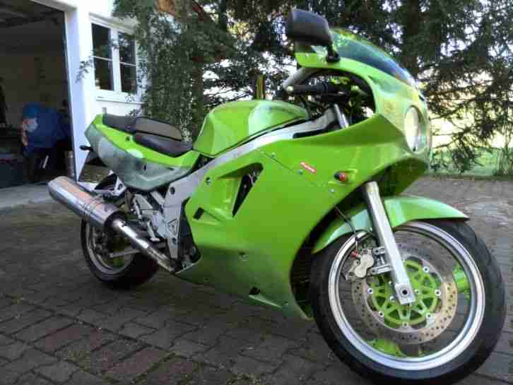 Kawasaki ZXR 750 , 100 PS , 85 tkm. , Sonderlakierung , Flexbremsleitung