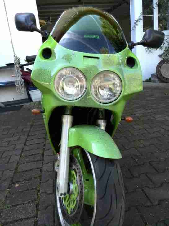 Kawasaki ZXR 750 , 100 PS , 85 tkm. , Sonderlakierung , Flexbremsleitung