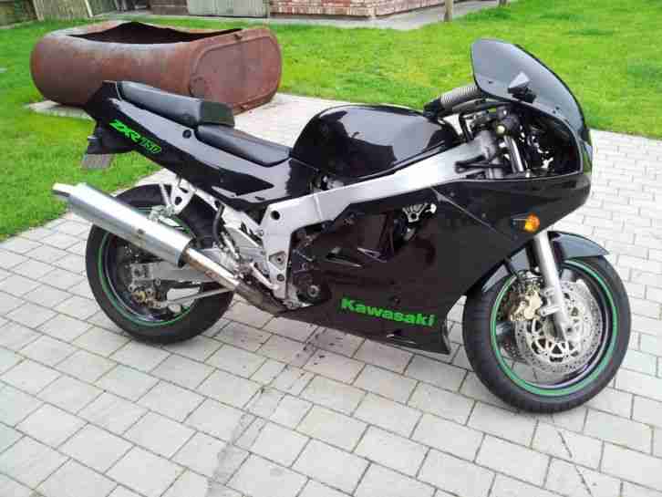 Kawasaki ZXR 750