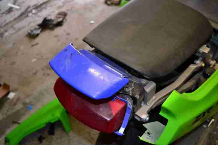 Kawasaki ZXR 750 J als teilespender oder zum wiederaufbauen BJ91