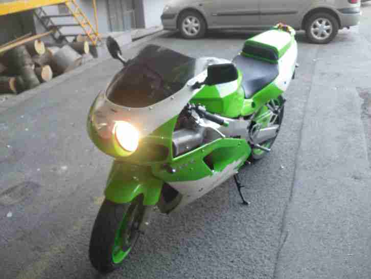 Kawasaki ZXR 750L, Baujahr 1994, 44500Km, TÜV/AU bis Juli 2016