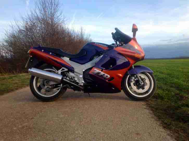Kawasaki ZZR 1100