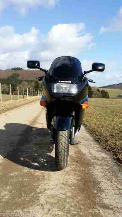 Kawasaki ZZR 1100