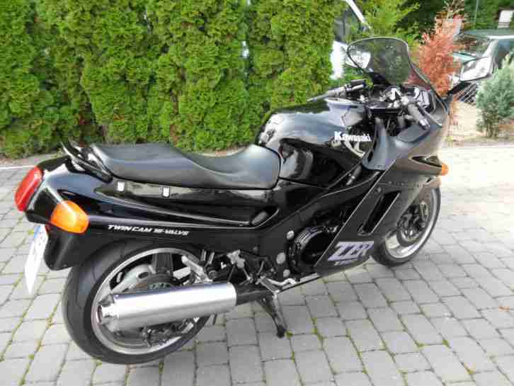 Kawasaki ZZR 1100 C 11000 km....selten...unverbastelt...