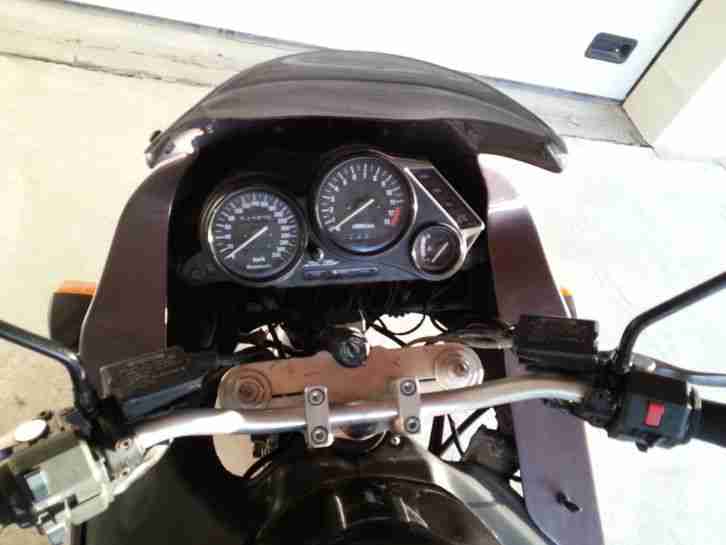 Kawasaki ZZR 1100 Superbike