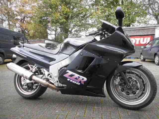 Kawasaki ZZR 1100 / ZXT 10C mit WIWO-Felgen als Winterprojekt