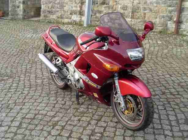 ZZR 600 Bj.97 mit ettlichen