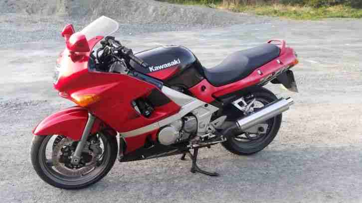 Kawasaki ZZR 600 EZ 5/2002 10000 KM Tüv 9/2018