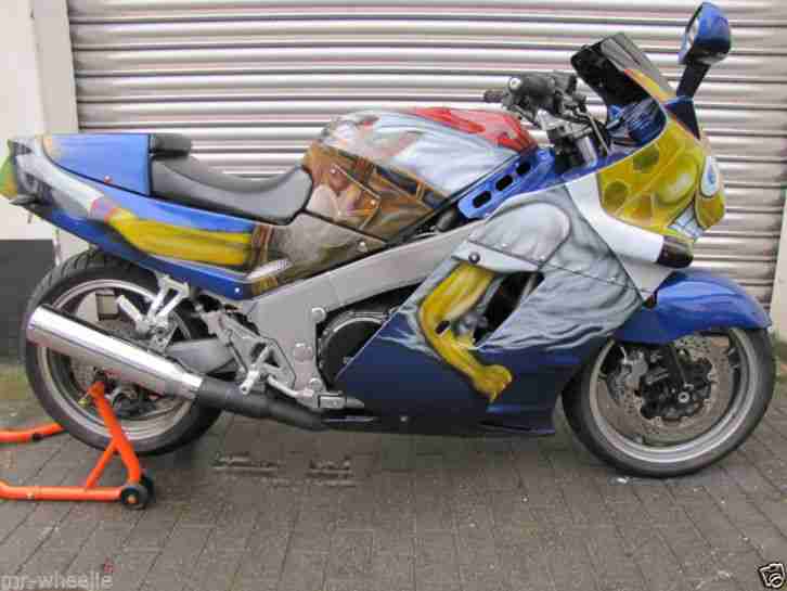 Kawasaki ZZR1100 C ZXT10c Superbike Lenker, Polierte Räder Sonderlack usw.