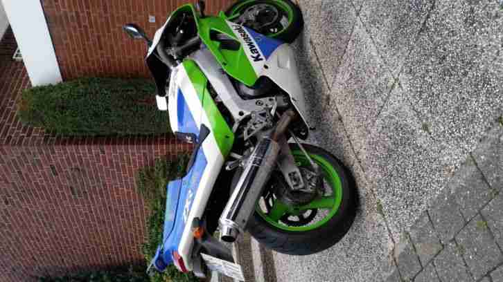 Kawasaki Zxr 750